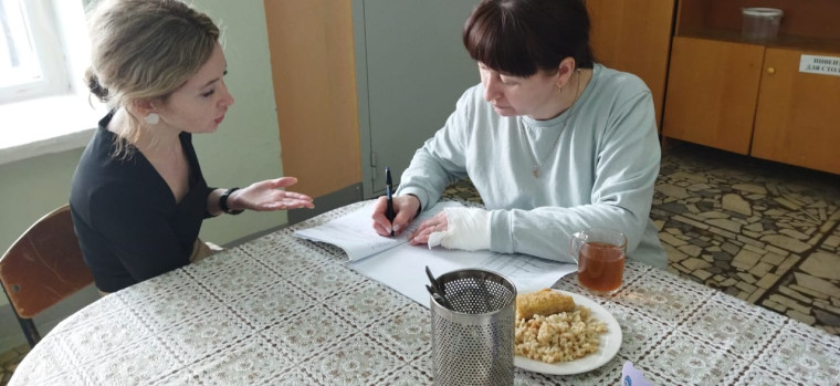 Родительский рейд в столовую..